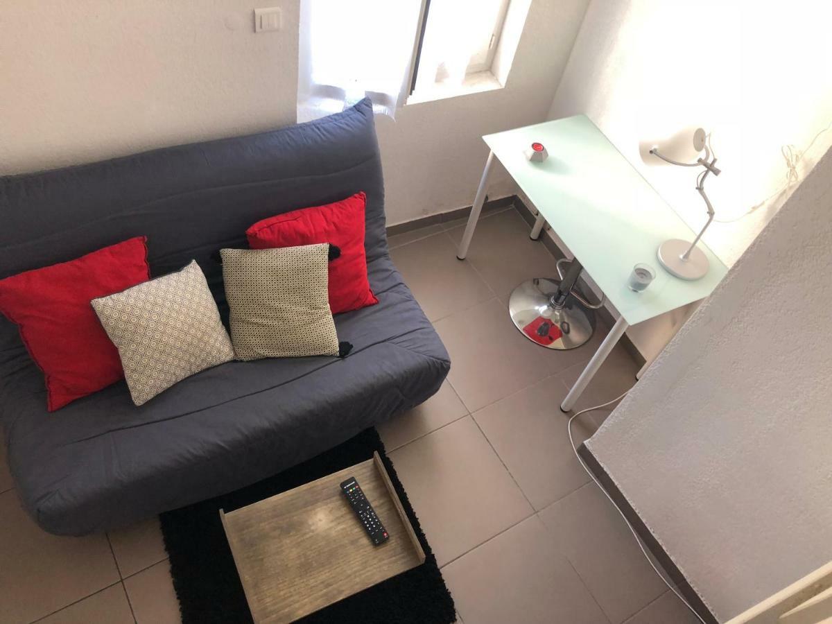 Decouvrir Lourdes Apartment Ngoại thất bức ảnh